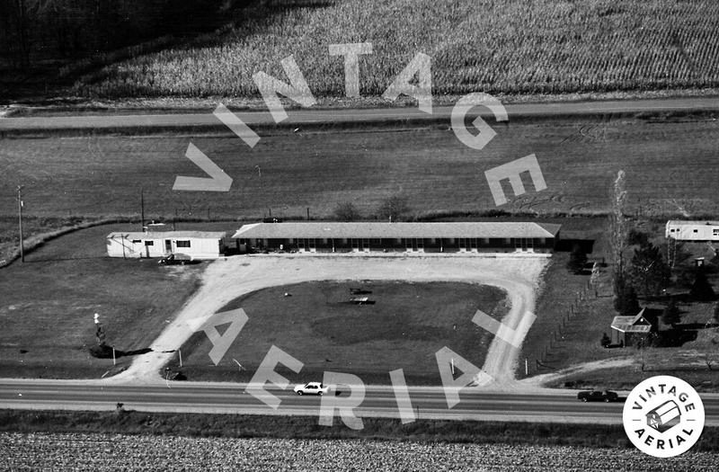 Red Rose Motel (Blessings Motel) - 1981 Aerial (newer photo)